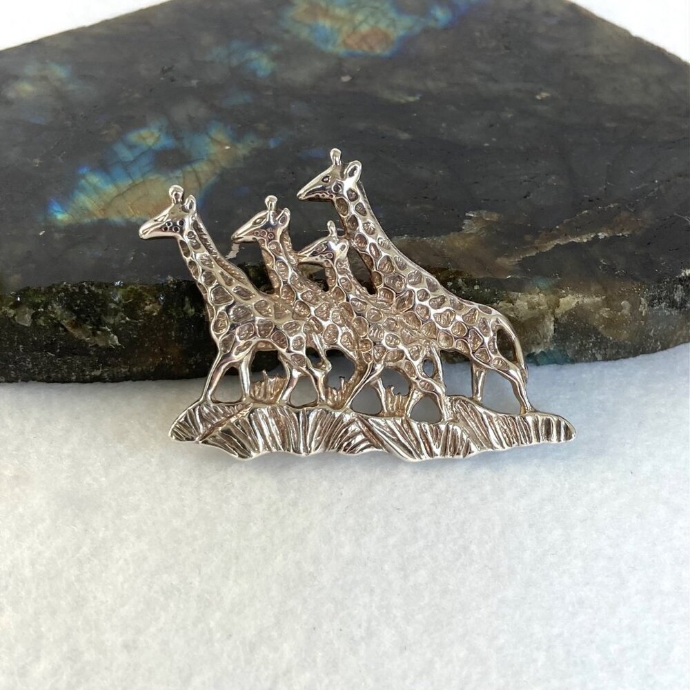 VTG Sterling Silver 925 Signed Dobbs Giraffe Brooch Animal Safari Brooch Pin